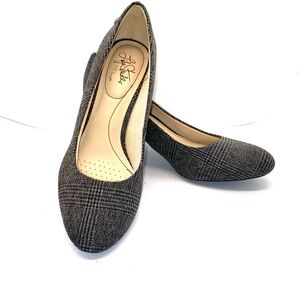 NWOT LifeStride Plaid Black/White Heels Size 8.5